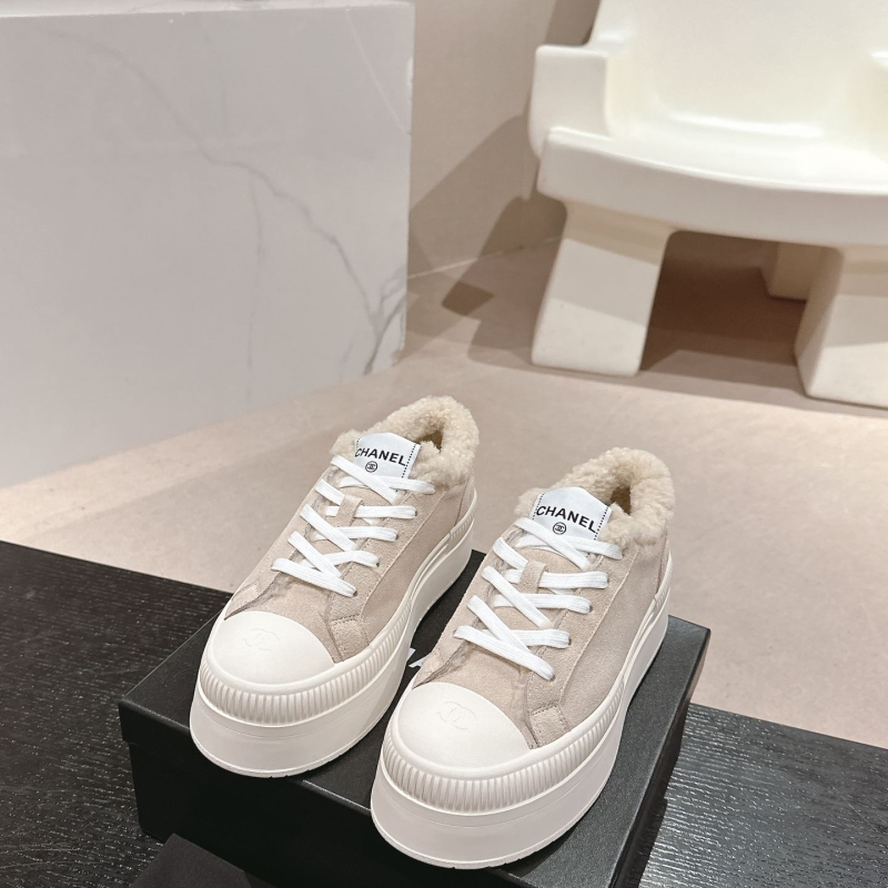 Ch**el sport shoes